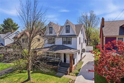 2009 Marlindale Rd, Cleveland Heights, OH, 44118-2512 | Card Image