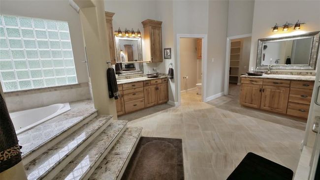Primary Bath | Image 25