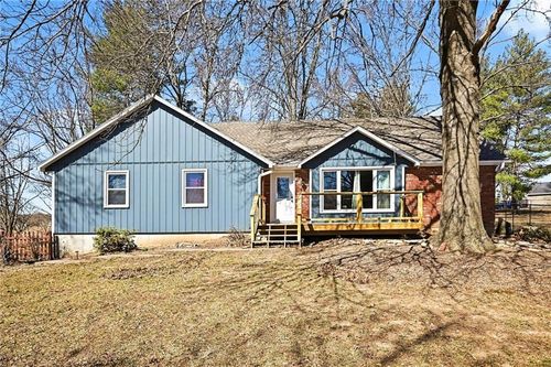 1228 Sw Town And Country Ln, Plattsburg, MO, 64477-9430 | Card Image