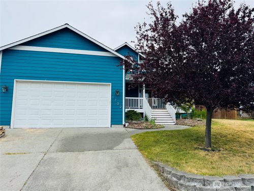 1702 Sw Ulysses St, Oak Harbor, WA, 98277-7153 | Card Image