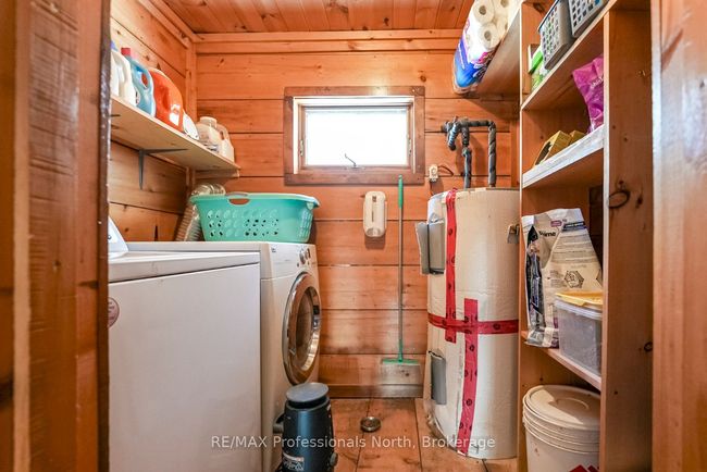 1015 Calbrett Rd, House other with 1 bedrooms, 1 bathrooms and 5 parking in Haliburton ON | Image 10