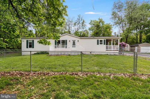 276 Walnut Hill Dr, HARPERS FERRY, WV, 25425-6819 | Card Image