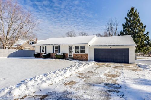 110 Botsford St, Port Huron, MI, 48060-4107 | Card Image