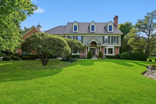 15 Wynstone Dr, North Barrington, IL, 60010-6936 | Card Image