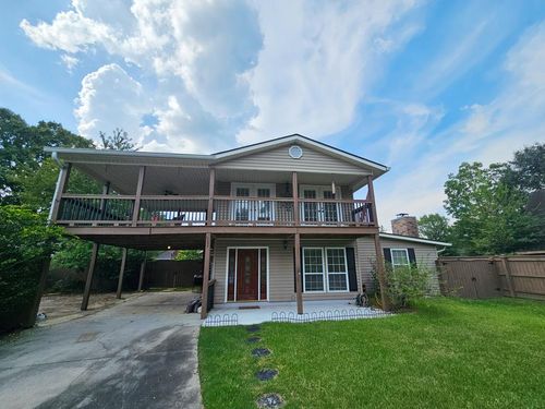 906 W Lakeshore Dr, Carriere, MS, 39426-7962 | Card Image