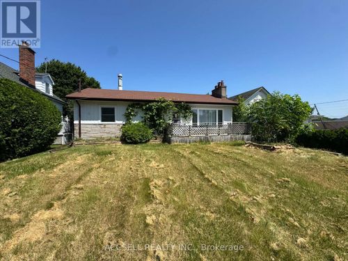 24 Switzer Drive, Oshawa (Centennial), ON, L1G3J1 | Card Image