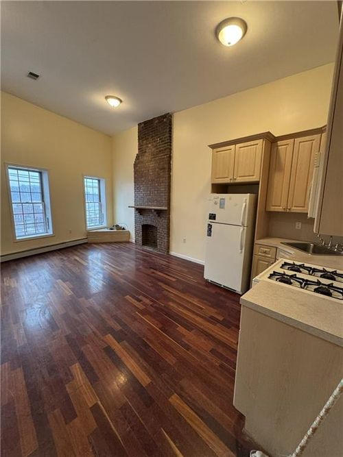 3-500 Bay Street, Staten Island, NY, 10304 | Card Image