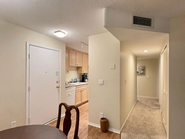 APT-138 - 132 Demont Ave E, Condo with 2 bedrooms, 2 bathrooms and null parking in Little Canada MN | Image 12