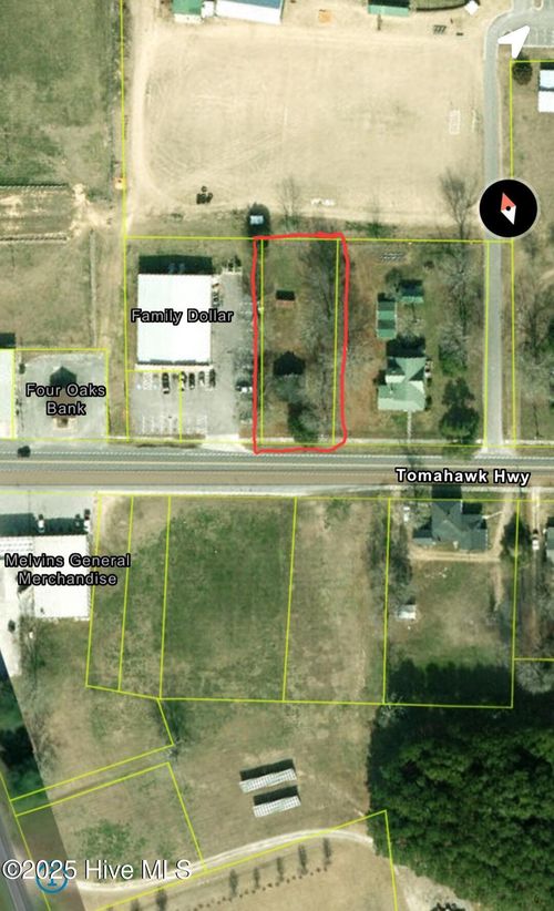 544 Tomahawk Hwy, Harrells, NC, 28444-7781 | Card Image