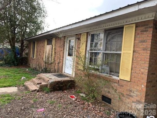 lo-709 Woodcock Dr, Hendersonville, NC, 28792-2666 | Card Image