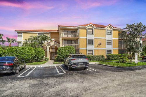 102b6-5701 Riverside Dr, Coral Springs, FL, 33067-2939 | Card Image