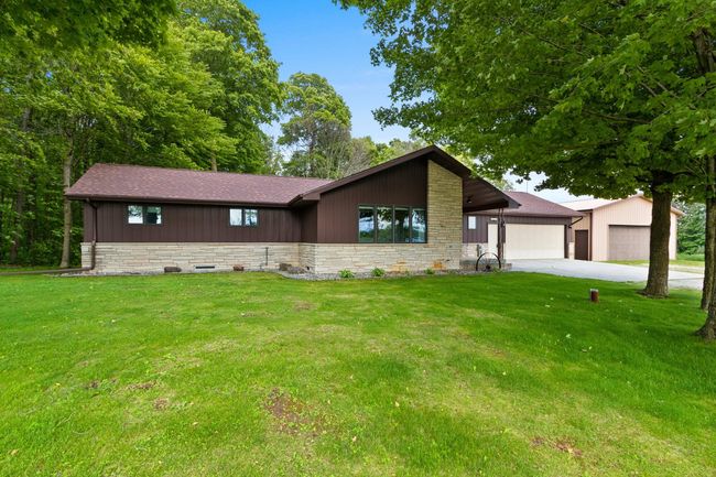 2929 Brunner Rd, House other with 3 bedrooms, 2 bathrooms and null parking in Manitowoc WI | Image 59