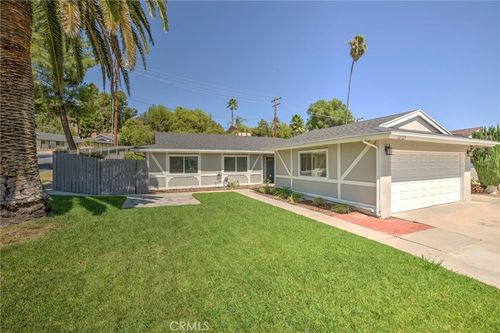 22123 Alamogordo Rd, Santa Clarita, CA, 91350-2106 | Card Image