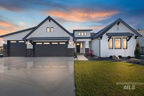 280 N Boulder Ridge Way, Eagle, ID, 83616-1138 | Card Image