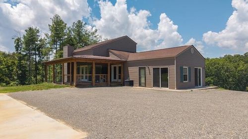 6000 Ferrum Mountain Rd, Callaway, VA, 24067-5330 | Card Image