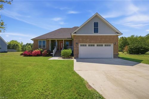 114 Doxey Creek Rd, Currituck, NC, 27929-9698 | Card Image
