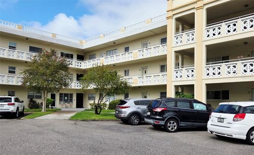 52-2286 Mexican Way, CLEARWATER, FL, 33763-3045 | Card Image