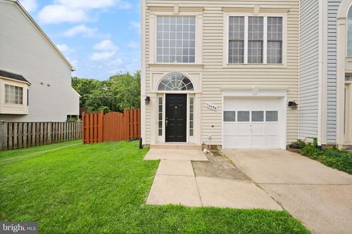 14196 Madrigal Dr, WOODBRIDGE, VA, 22193-5951 | Card Image