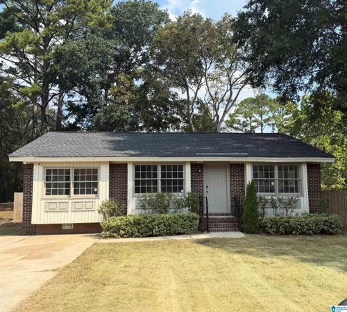 2807 Cope Ln, HUEYTOWN, AL, 35023-3033 | Card Image