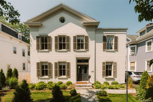 43 Green St, Kingston, NY, 12401-4503 | Card Image