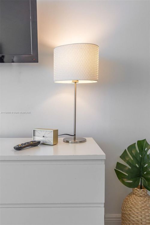 apt-1623-5445 Collins Ave, Miami Beach, FL, 33140-2558 | Card Image