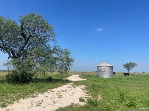 TBD Hwy 81 / Cr115, Runge, TX, 78151 | Card Image