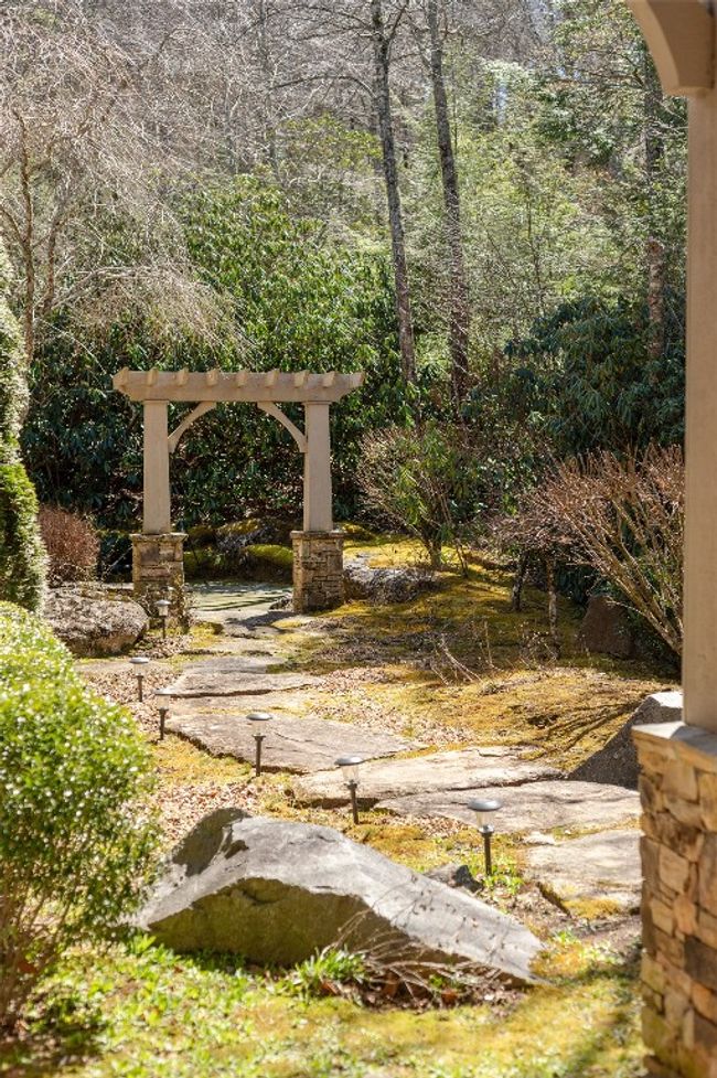 115 Falls Ct W, House other with 5 bedrooms, 7 bathrooms and null parking in Highlands NC | Image 10