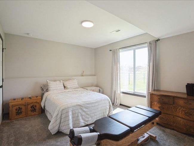 420 Dawson Dr, Condo with 4 bedrooms, 3 bathrooms and null parking in West Branch IA | Image 21