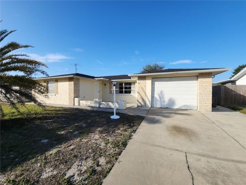 7721 Foxbloom Dr, PORT RICHEY, FL, 34668-1707 | Card Image