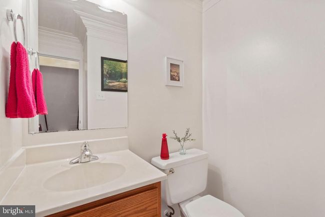 6055 Forrest Hollow Ln, Townhouse with 3 bedrooms, 3 bathrooms and null parking in SPRINGFIELD VA | Image 16
