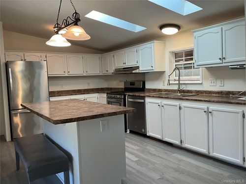 366 Park Hill Rd, Mountain Dale, NY, 12763-5424 | Card Image