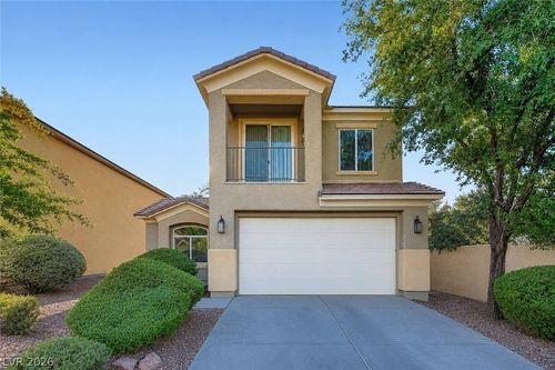 8229 Oakshire St, Las Vegas, NV, 89131-1637 | Card Image