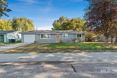 680 W Mendi Pl, Kuna, ID, 83634-1902 | Card Image