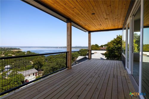 1123 Ledge Path, Canyon Lake, TX, 78133-4842 | Card Image