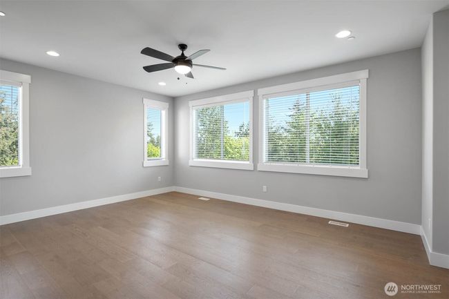 9501 38 Th St E, House other with 5 bedrooms, 4 bathrooms and 2 parking in Edgewood WA | Image 11