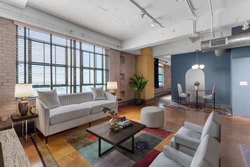 unit-917-2929 Chicago Ave, Minneapolis, MN, 55407-4324 | Card Image