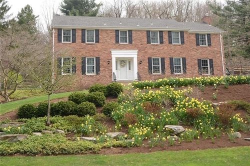 312 Hallsborough Dr, Pittsburgh, PA, 15238-1604 | Card Image