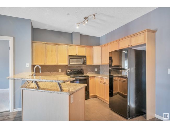 226 Macewan Rd Sw, Condo with 2 bedrooms, 2 bathrooms and 1 parking in Edmonton AB | Image 10