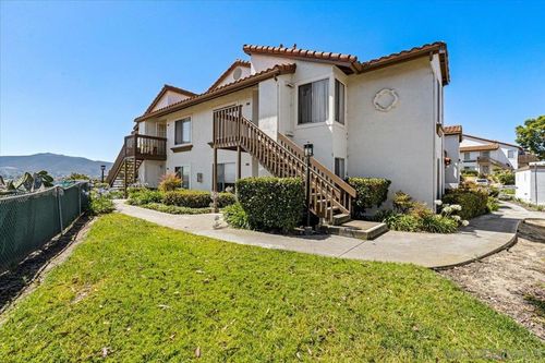 unit-a-868 S Rancho Santa Fe Rd, San Marcos, CA, 92078-4653 | Card Image