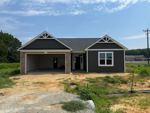 14 Kizzy Dr, Selma, NC, 27576-2540 | Card Image