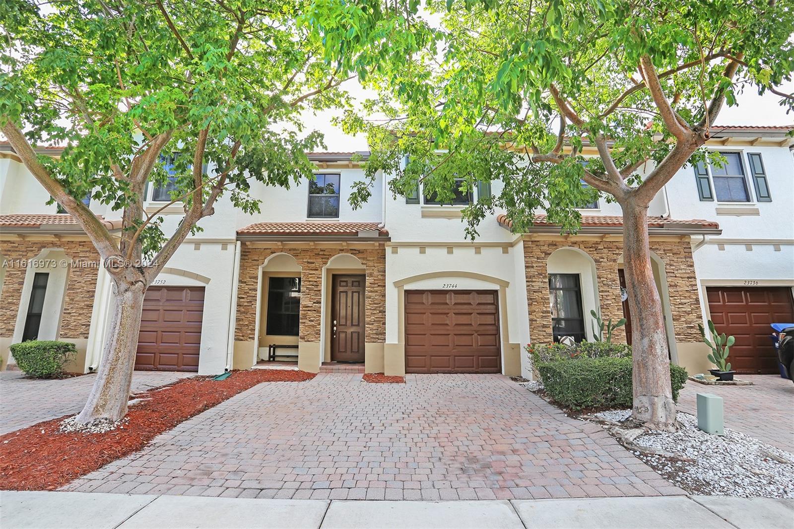 117th Pl, Homestead, FL 33032