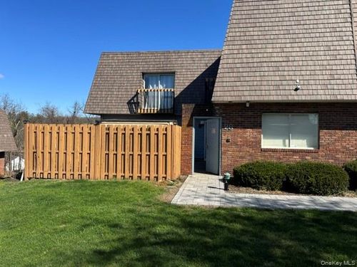 28 Laudaten Way, Warwick (Town), NY, 10990 | Card Image