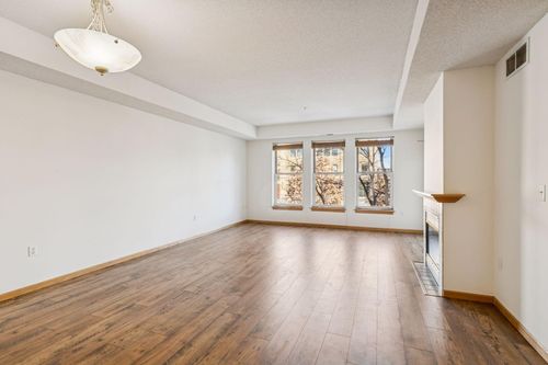 apt-306-645 N 1st St, Minneapolis, MN, 55401-1191 | Card Image