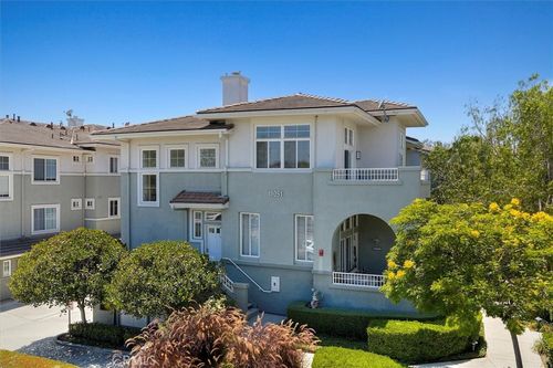 apt-201-18051 Joyful Ln, Huntington Beach, CA, 92648-5667 | Card Image