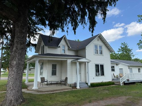 245 5th Ave Ne, Blooming Prairie, MN, 55917-1286 | Card Image