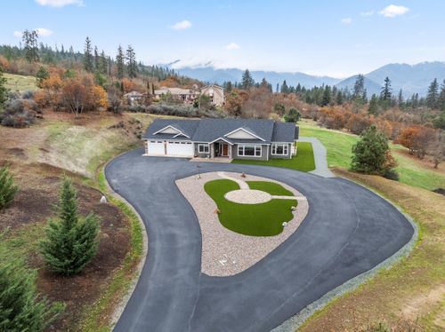 182 Blue Chip Ln, Grants Pass, OR, 97527-9098 | Card Image