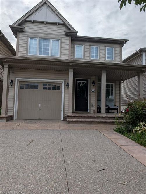 8 Merritt Lane, Brantford, ON, N3T0E8 | Card Image