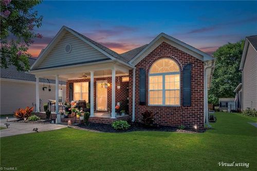 6648 Springfield Village Ln, Clemmons, NC, 27012-8986 | Card Image