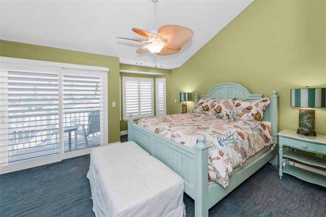 13303 Gulf Ln, House other with 6 bedrooms, 6 bathrooms and null parking in MADEIRA BEACH FL | Image 25