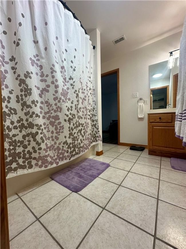 1069 Highway 72, House other with 4 bedrooms, 2 bathrooms and null parking in Three Rivers TX | Image 33